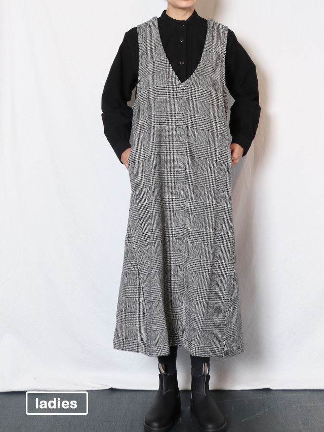 ストレッチ千鳥ウールVネックノースリーブワンピース