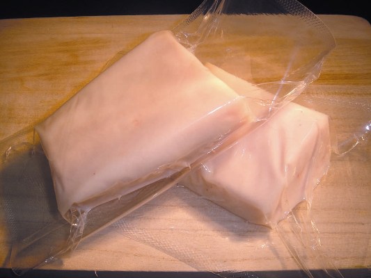 コウネ　(たてがみ刺し)　100ｇ　【冷凍】　※醤油2P付