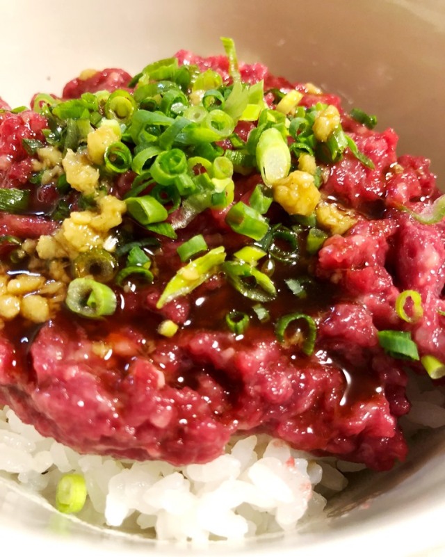 馬肉屋特製 馬トロ 65g(1人前) タレ付き
