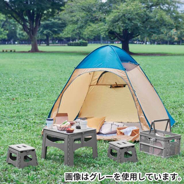 フォールディングテーブル