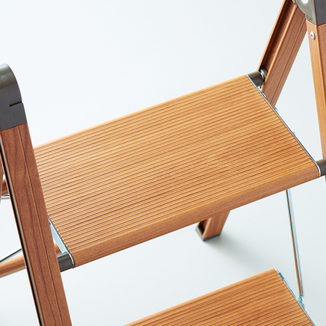 ウッディーステップスリム