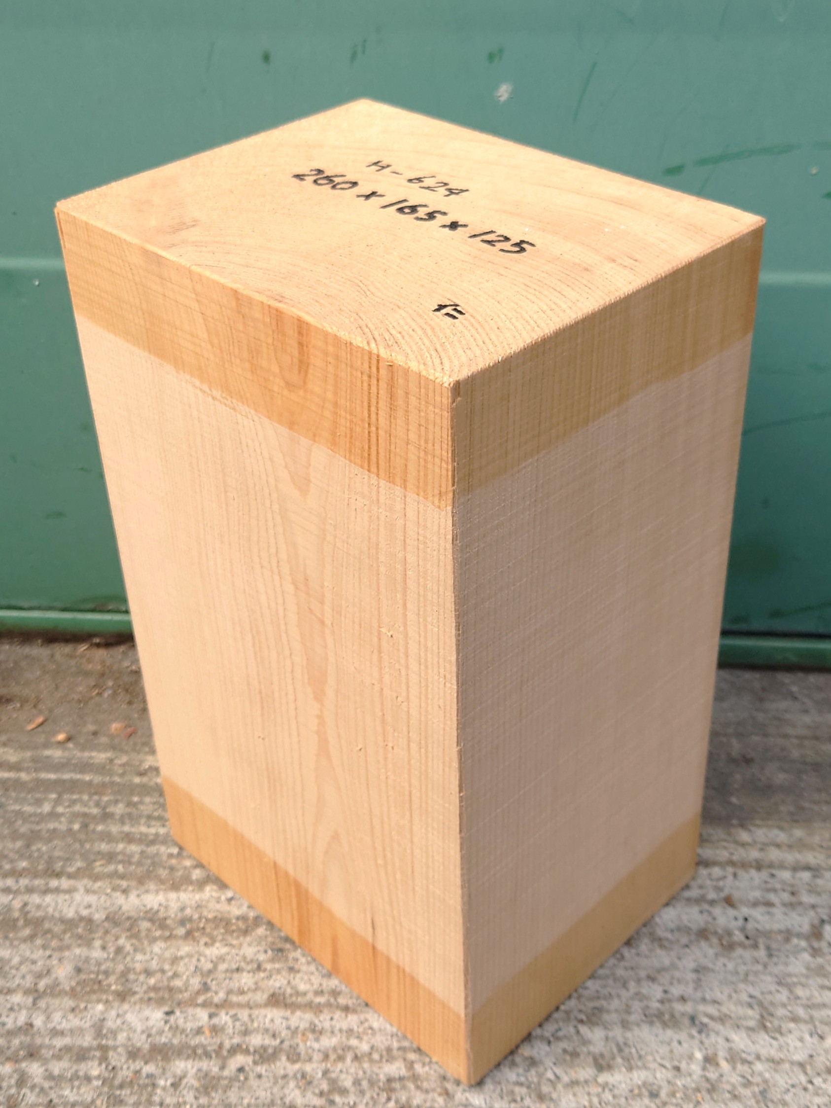 Ｈ-６２４　木曽桧　檜ヒノキひのき　彫刻用　２６０×１６５×１２５【天然乾燥材】