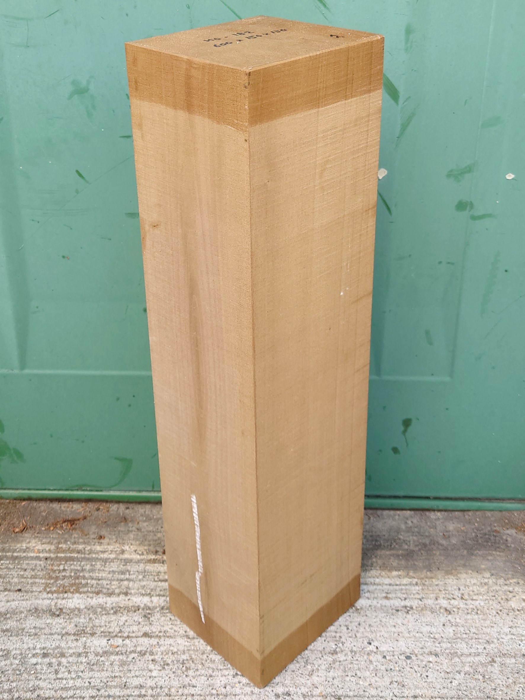 HO-１８２　朴ホウノキほうのき国産　彫刻用材　６００×１５０×１３０【天然乾燥材】