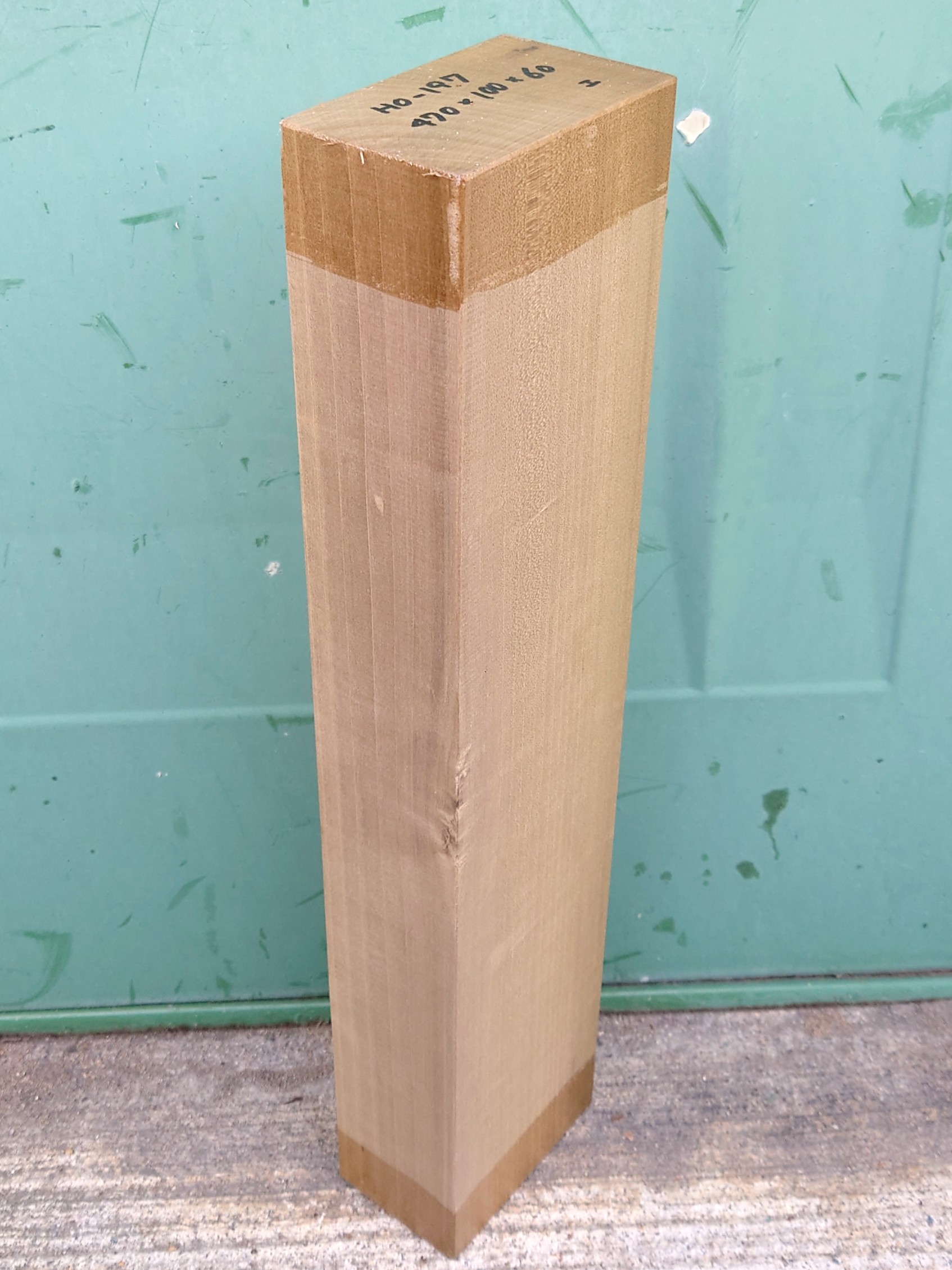 HO-１９７　朴ホウノキほうのき国産　柾目　彫刻用材　４７０×１００×６０【天然乾燥材】