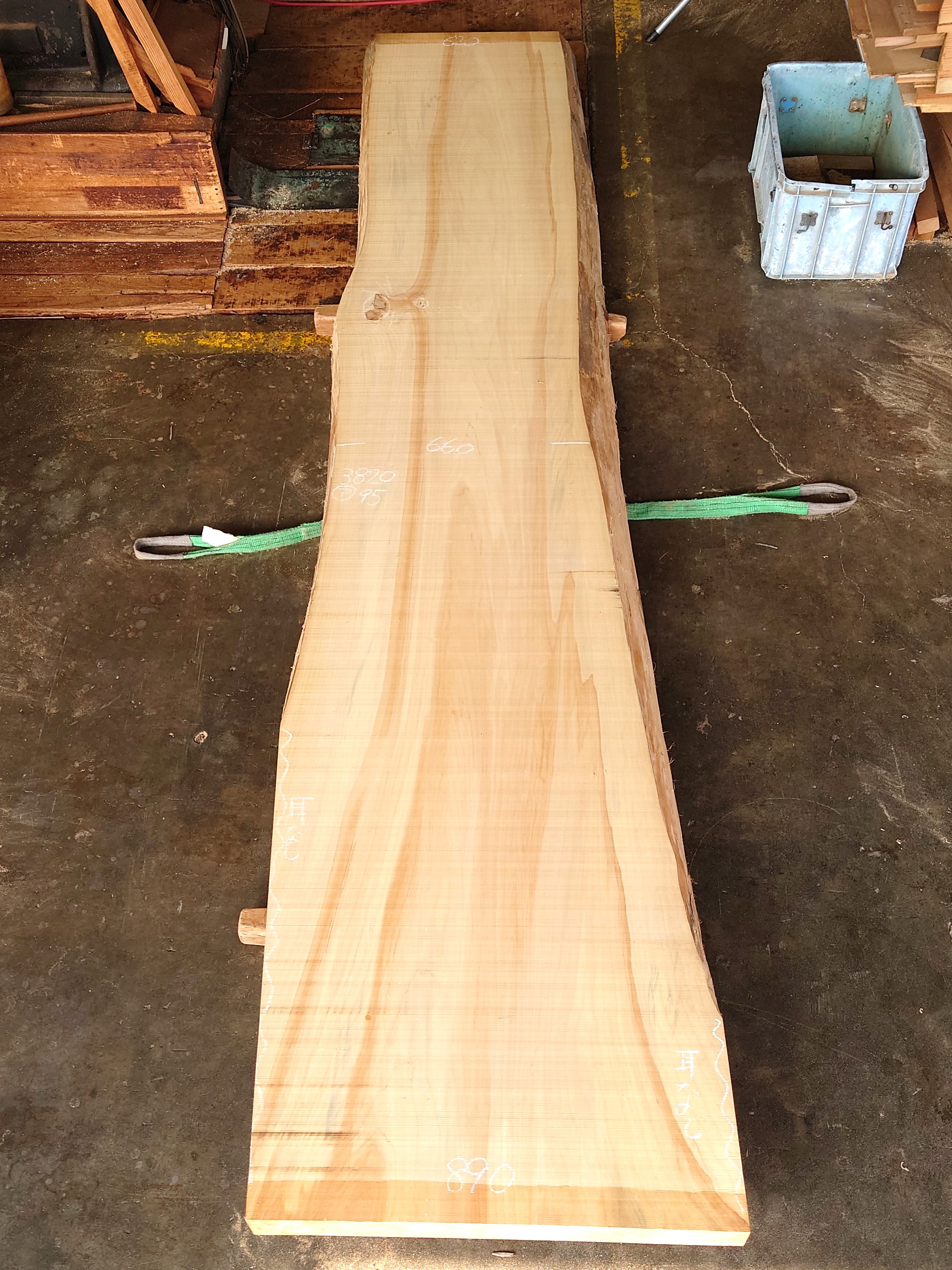 天然木.net―木彫り看板一枚板を製材所直売－