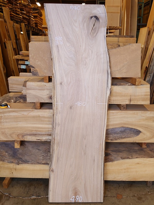 KRU-１０１　胡桃（くるみクルミ）　国産　天然耳付き板　１８００×５５０　電気カンナ加工【天然乾燥材】　