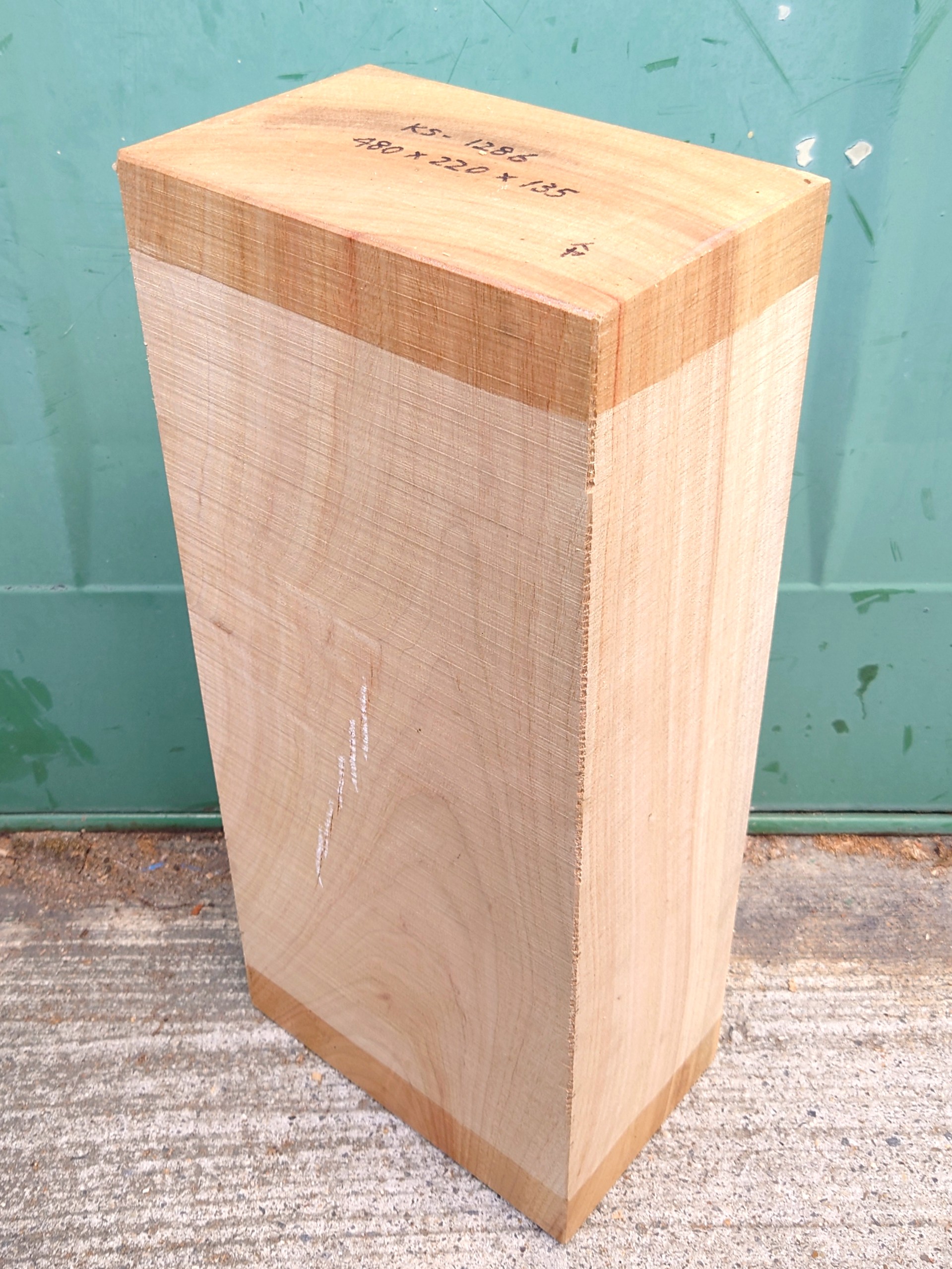 ＫＳ-１２８６　楠くすのきクスノキ　彫刻材　４８０×２２０×１３５