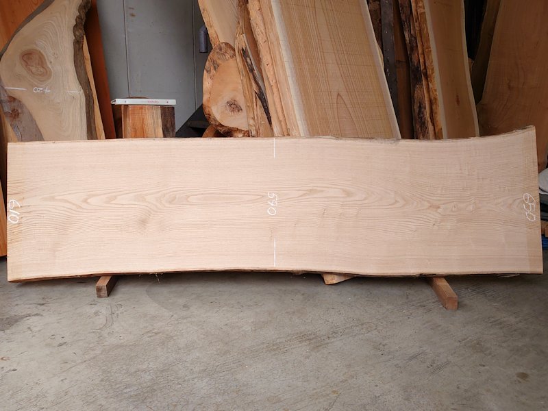 ＫU-１５１　栗クリ　国産　天然耳付き板　２３００×６５０　天然乾燥材