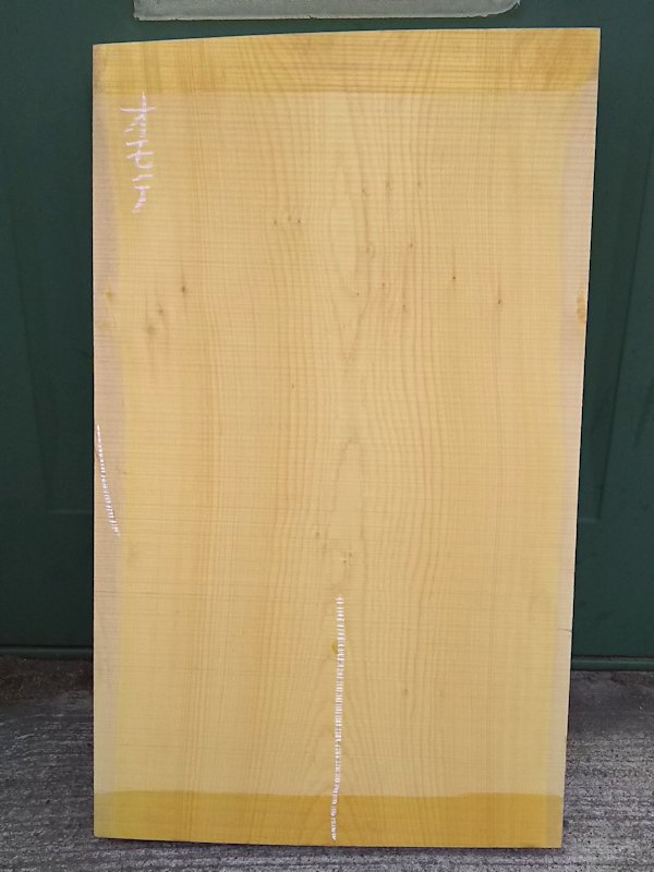 ＫY-１４３　榧カヤかや　彫刻用材　６６０×３９０×６２　乾燥材