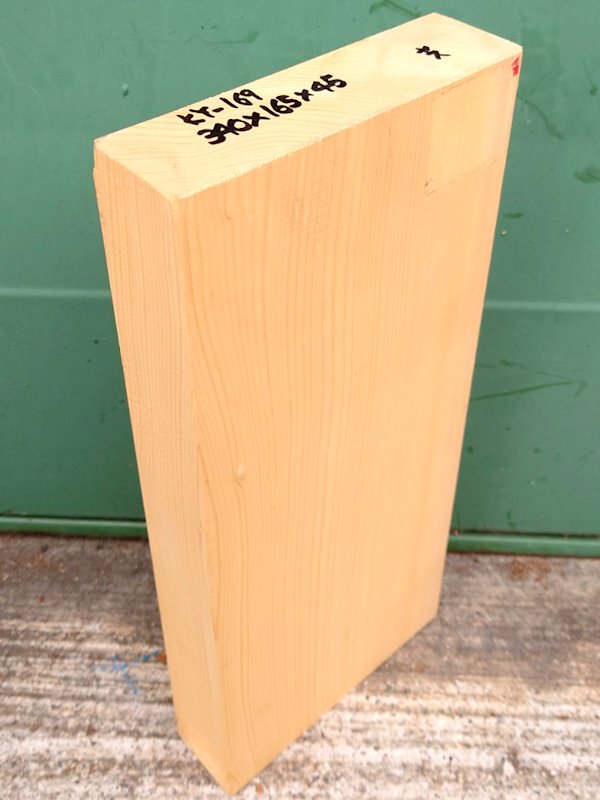 ＫY-１６９　榧カヤかや　国産　彫刻用材　３４０×１６５×４５【天然乾燥材】