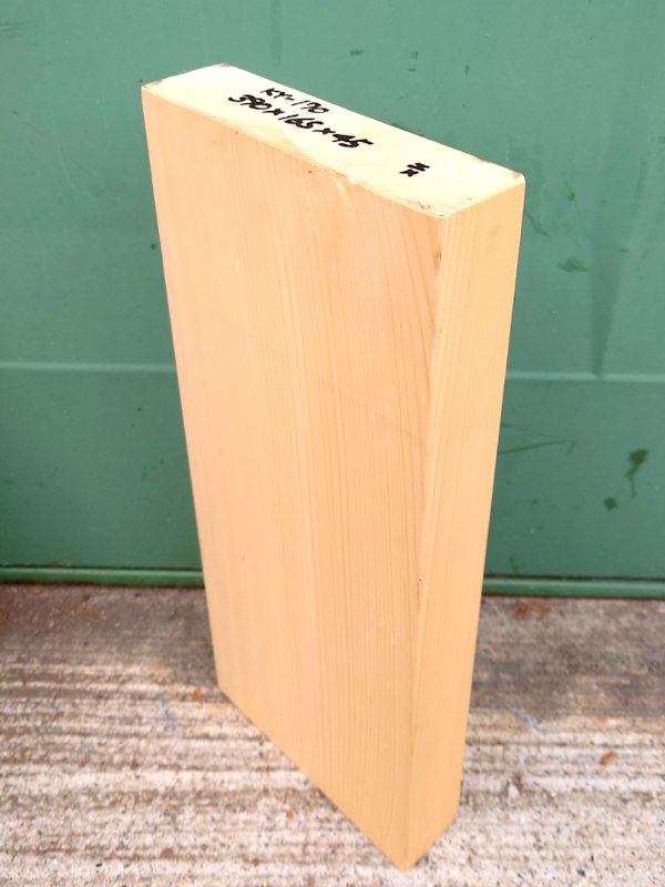 ＫY-１７０　榧カヤかや　国産　彫刻用材　３９０×１６５×４５【天然乾燥材】