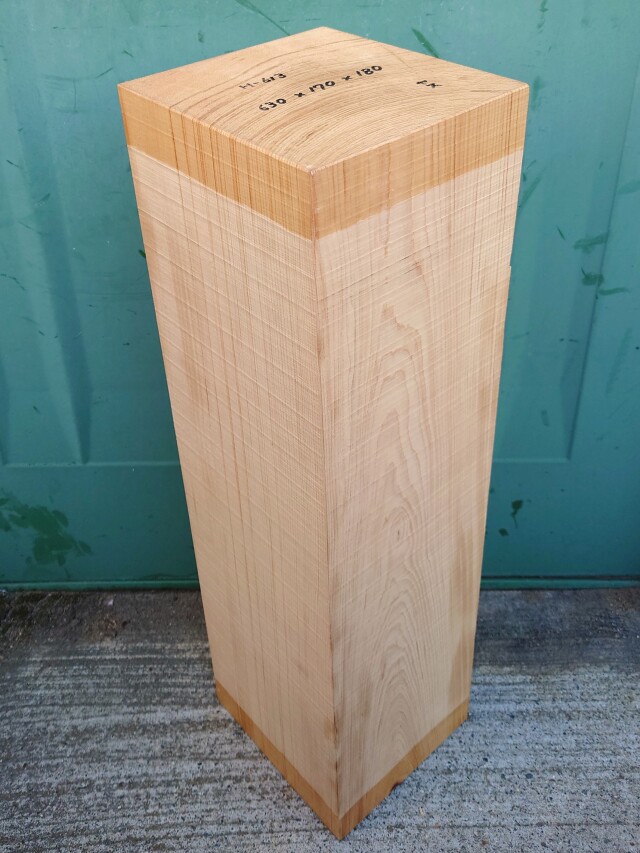 Ｈ-６１３　木曽桧　檜ヒノキひのき能面　彫刻用　６３０×１７０×１８０【天然乾燥材】