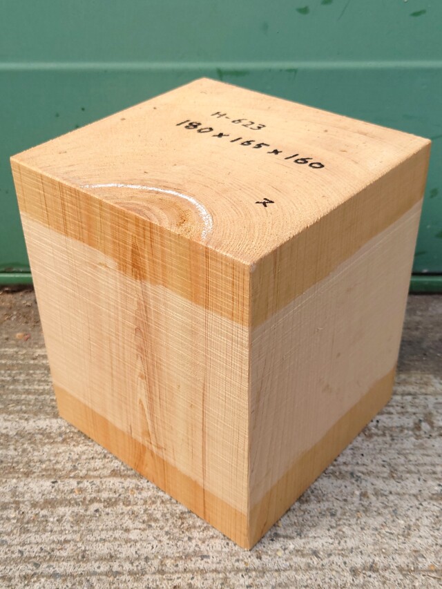 Ｈ-６２３　木曽桧　檜ヒノキひのき　彫刻用　１８０×１６５×１６０【天然乾燥材】