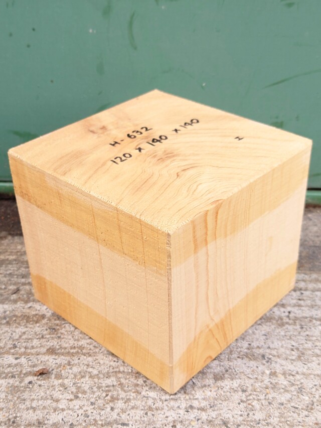 Ｈ-６３２　木曽桧　檜ヒノキひのき　彫刻用　１２０×１４０×１４０【天然乾燥材】