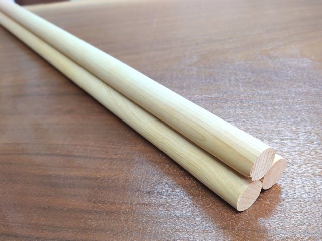 丸棒　希少青森ヒバ　赤身　国産　１０００×２０丸　乾燥材　HB－０１