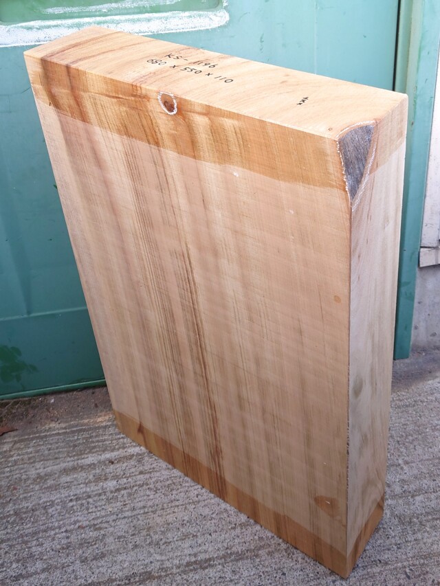 ＫＳ-１１９６　楠くすのきクスノキ　彫刻材　６８０×５５０×１１０