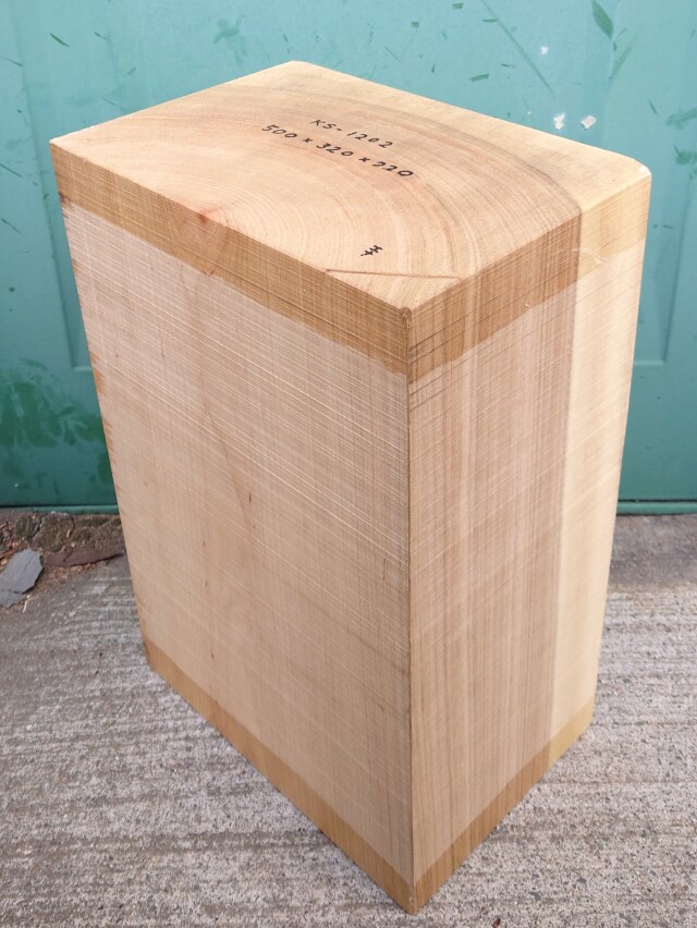 ＫＳ-１２０２　楠くすのきクスノキ　彫刻材　５００×３２０×２２０