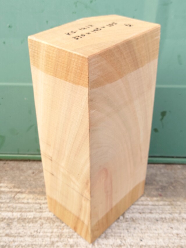 ＫＳ-１２１２　楠くすのきクスノキ　彫刻材　３３０×１４５×１０５