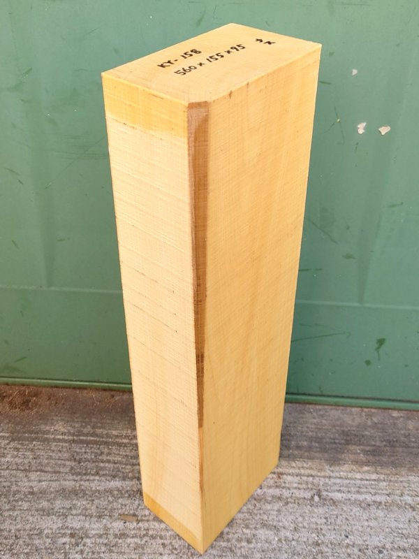 ＫY-１５８　榧カヤかや　国産　彫刻用材　５６０×１５５×９５　乾燥材
