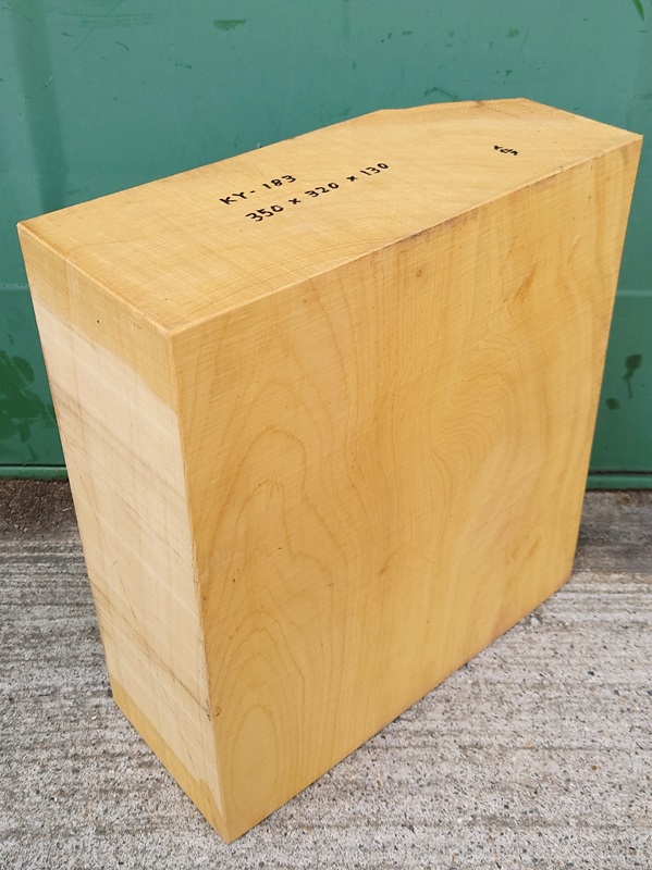 ＫY-１８３　榧カヤかや　国産　彫刻用材　３５０×３２０×１３０