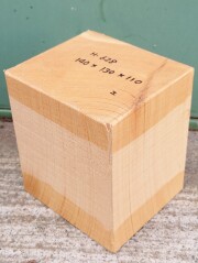 Ｈ-６２８　木曽桧　檜ヒノキひのき　彫刻用　１４０×１３０×１１０【天然乾燥材】