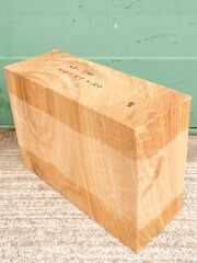 古物木彫刻座観音　楠木彫刻観音　H約48.5cm×ｗ約28cm×D18cm 古物木彫刻座観音 楠木彫刻観音 H約48.5cm×w約28cm×D18cm