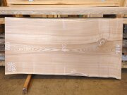 ＴＭ-２２０　タモ　天然耳付き板　１３２０×７００【電機カンナ削り】【天然乾燥材】