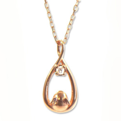 ◆納期約4週間◆ 天使の卵　～amulet～　K10ピンクゴールドペンダント（ドロップモチーフ）　【天使1716D】