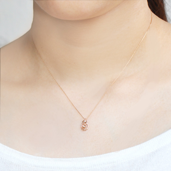 リボンリース10金ピンクゴールドネックレス（華奢）｜可愛い  