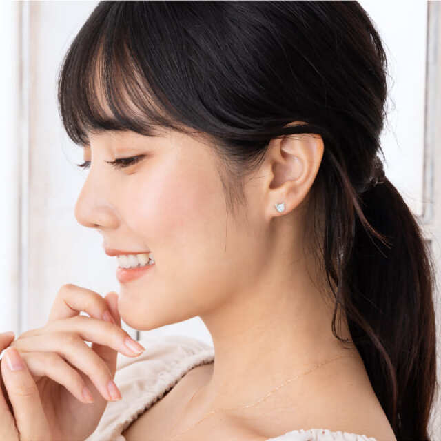 HALF MOON PIERCED EARRINGS(2ZP1662)K18 ピアス｜スター
