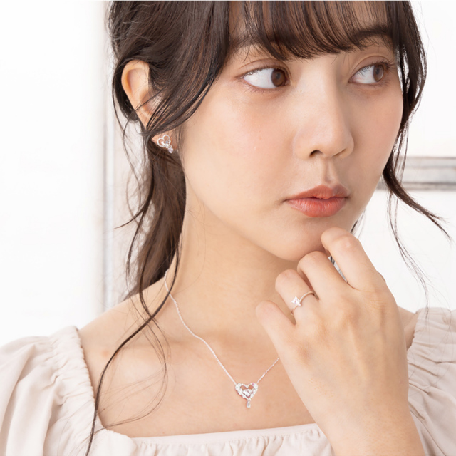 アクセサリー　ジュエリー　まとめ 廃棄される宝石を再生】唯一無二の個性を輝かせる、アップ