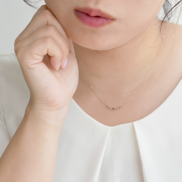 K10ゴールド スミレ・サクラ 天然石アミュレット ライン