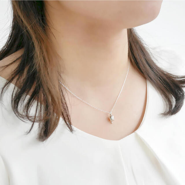クロッシュフルール すずらんシルバーネックレス（ダイヤモンド） 未来