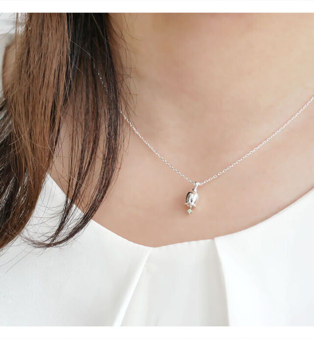 クロッシュフルール すずらんシルバーネックレス（ダイヤモンド） 未来