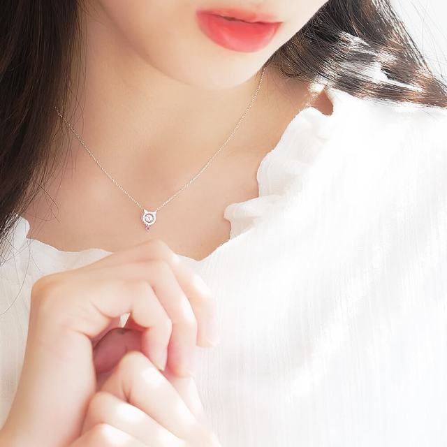 〜♡みっちー♡様〜新作　天然石　レジンネックレス　【白黒猫】 レジンネックレスNo.489氷のオーバル クラゲ 海 琉球ガラス ねこ
