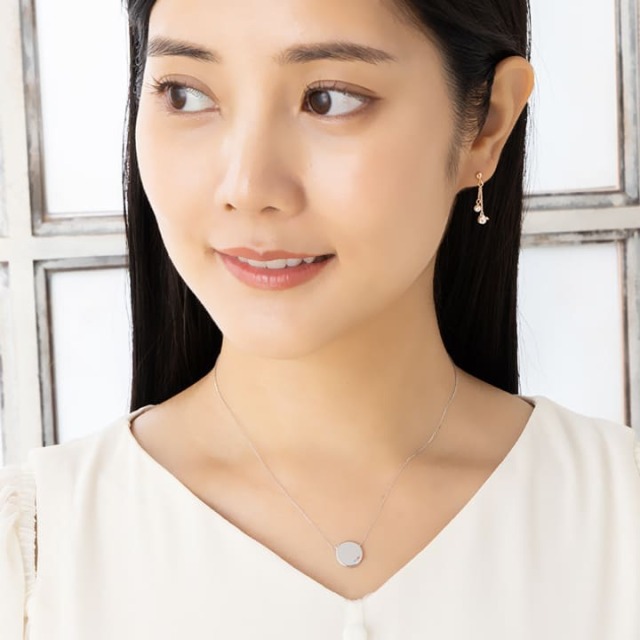 誕生石と刻印で世界に一つのオーダーネックレス｜天使の卵 輝く天使の羽