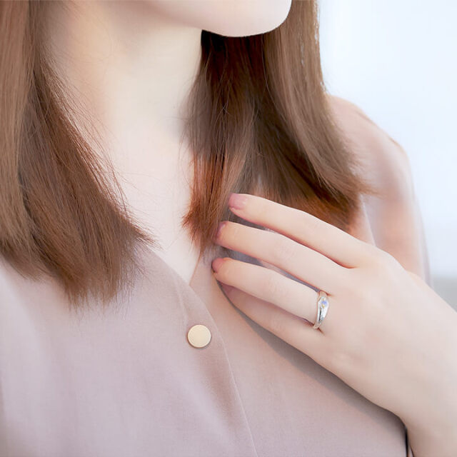 本店限定 天然オパールリング ｜天使の卵 輝く天使の羽
