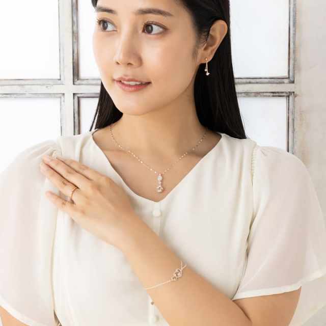 さかい‼️ハートの水入水晶とホワイトトパーズのブレスレット さかい‼️ハートの水入水晶とホワイトトパーズのブレスレット さかい