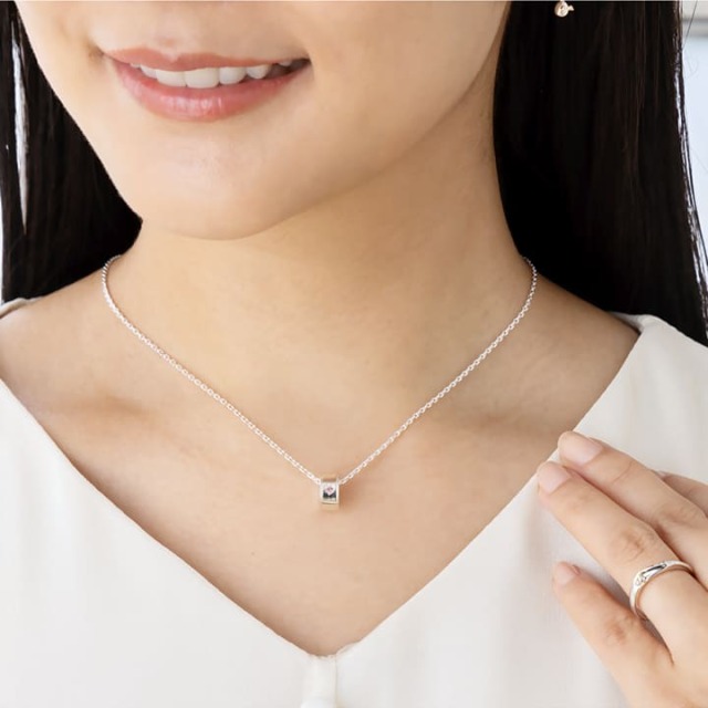 誕生石リングモチーフネックレス（レディース）｜天使の卵 輝く天使の羽