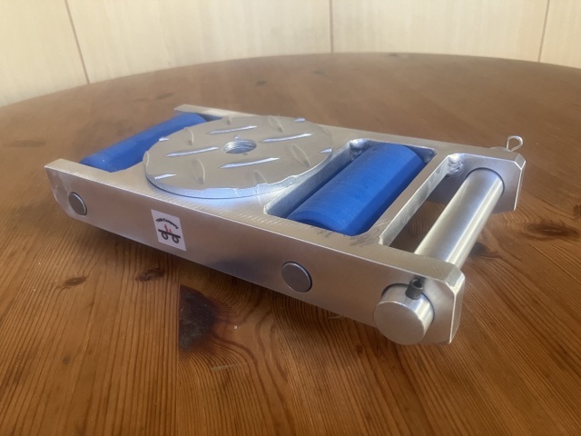 ジュラルミンローラー