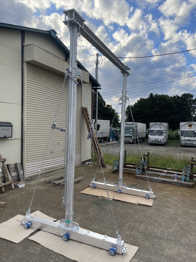 アルミ型クレーン,アルミ製門型