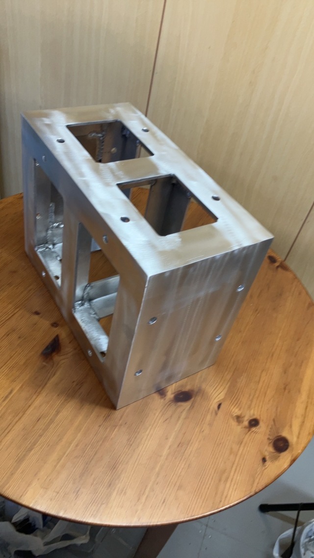 TBM製 アルミ合金製 アルミ234 200×300×400mm 軽量 約6kg アルミニサシ