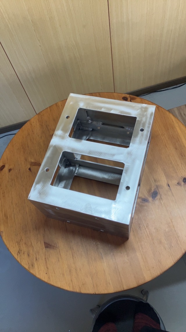 TBM製 アルミ合金製 アルミ234 200×300×400mm 軽量 約6kg アルミニサシ