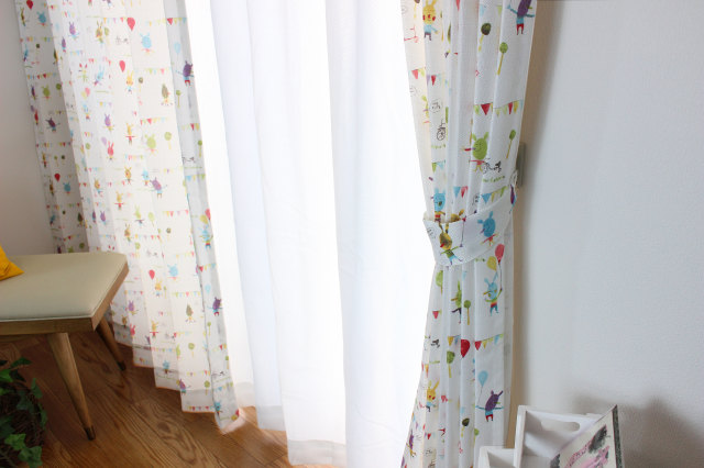 かわいい子供部屋カーテン 既製品カーテン 2枚入り ボニータ