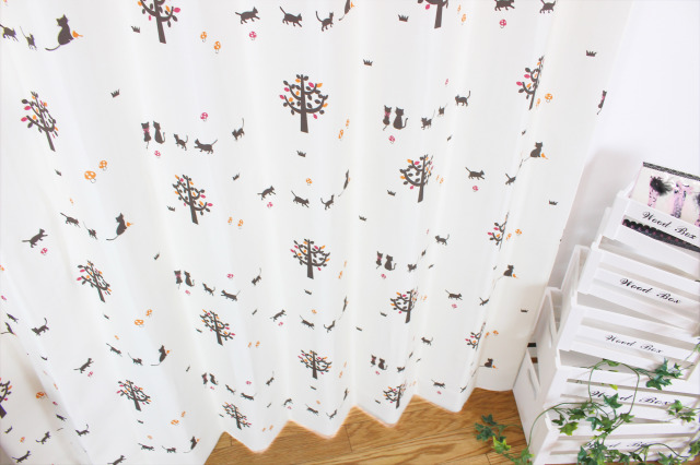 かわいい猫に癒される遮光のカーテン｜【既製品カーテン：2枚入り】ネコタン 大人気売り切れ完売　猫カーテン