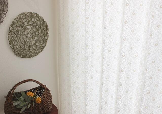 【オーダーレース】花模様の刺繍が豪華なレースカーテン トップ画像