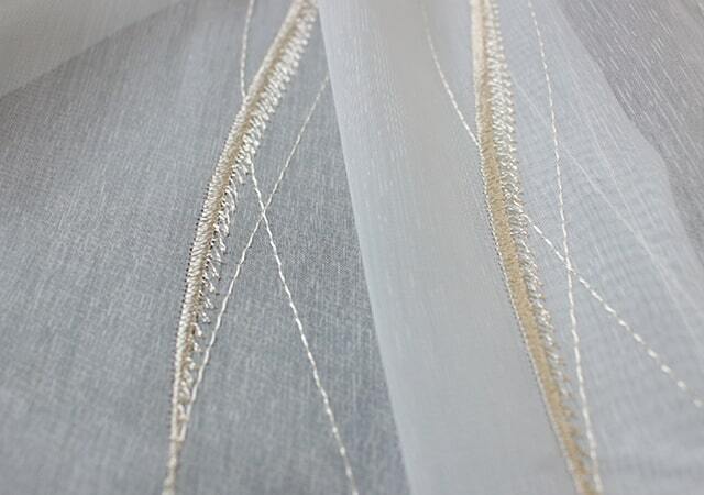 【オーダーレース】LI1084 ゴールド糸で刺繍した流線柄レース