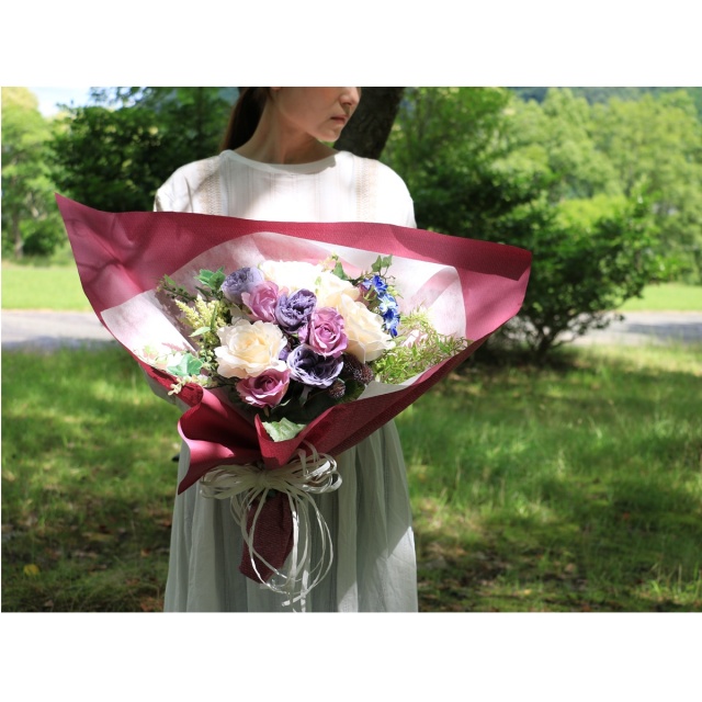 リンネル ボルドー 花束