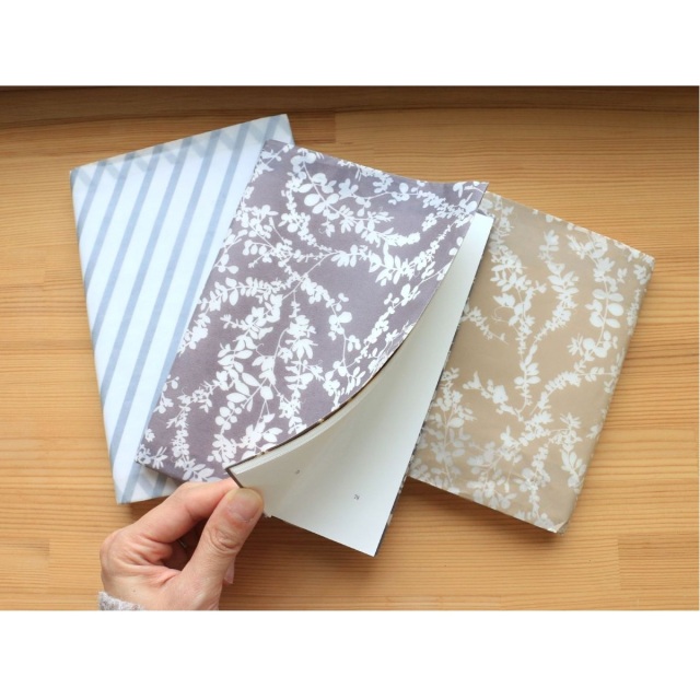 シンフォニーブックカバー