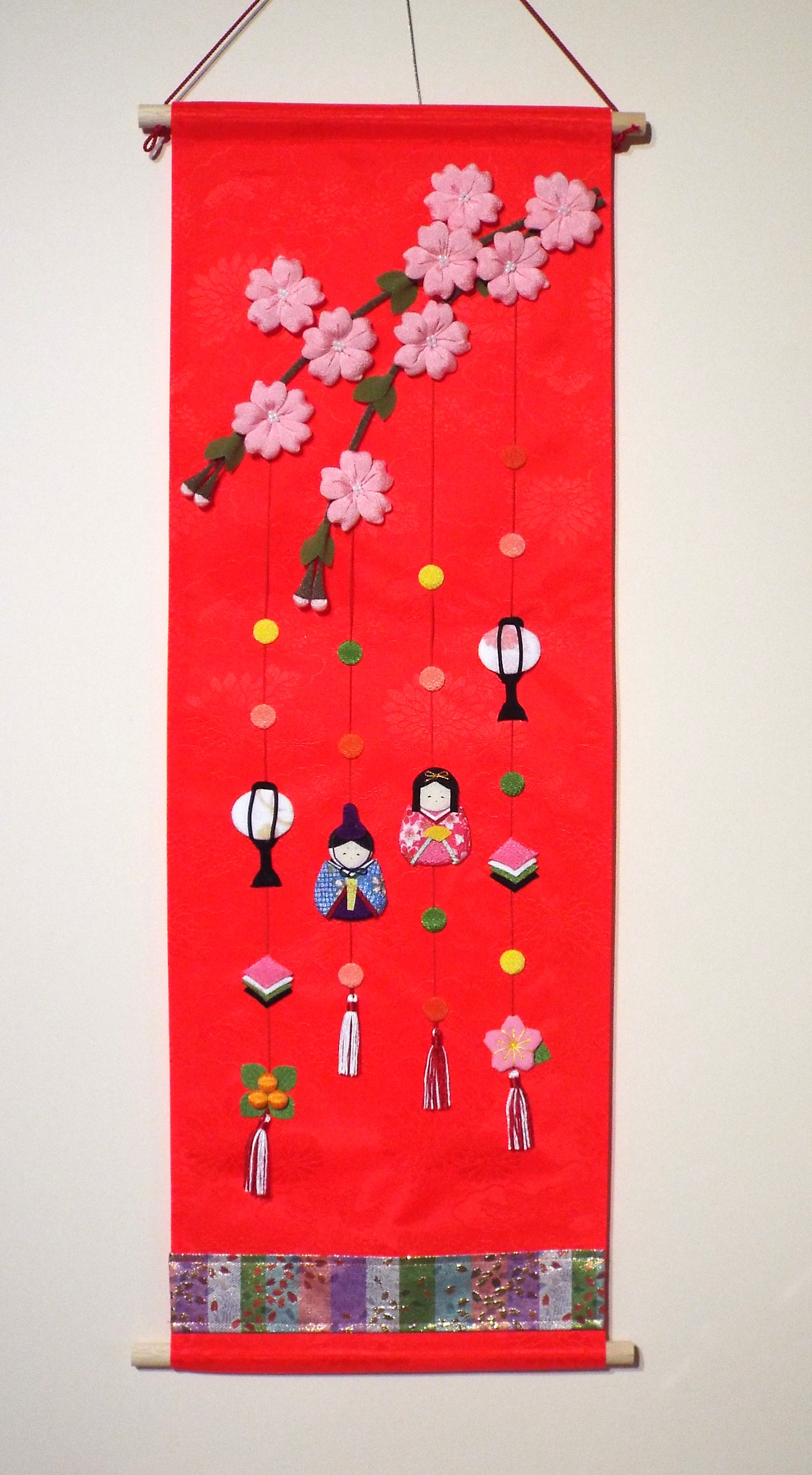 つるし雛タペストリー
